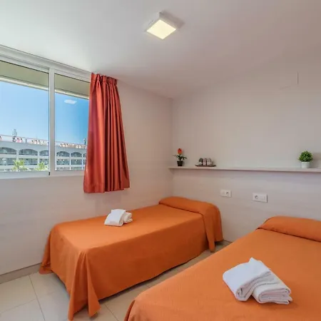 Rentalmar Navarra Family Apartamento Salou